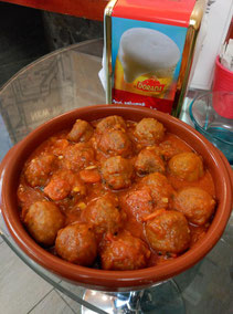 ALBÓNDIGAS EN SALSA ESPAÑOLA