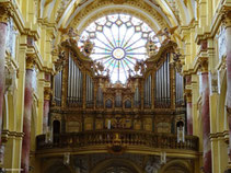 Barockorgel und Fensterrose, Abteikirche Ebrach