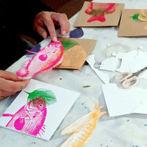 Themenwerkstatt wie Collage und Druckgrafik kennenlernen in Ganderkesee.