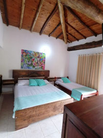 habitaciones en cabaña campestre con piscina privada