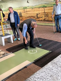 Fredy bereitet sich vor.