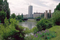 Ringturm am Donaukanal