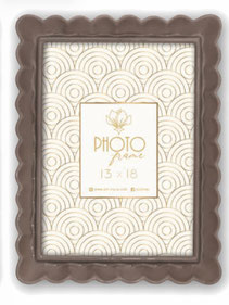 cadre encadrement decoration frise resine beige laquee photographie moderne tendance desing retro contemporain classique idee cadeau anniversaire mariage noel paque fete mere pere grand parent luxe chic promo soldes