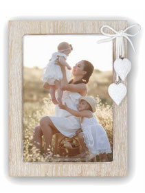 cadre encadrement decoration naturel coeur amour idee cadeau anniversaire mariage fete des meres peres grandsmeres retro moderne tendance contemporain classique style suedois bois photographie 