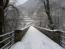 Winterbrücke im Ahrtal