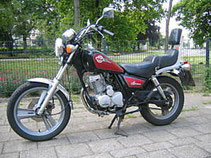 Daelim 125ccm mit !! 15 PS !!