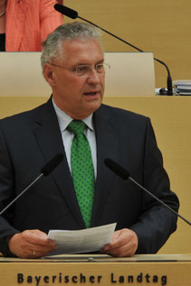 Innenminister Joachim Herrmann lässt den Lärmschutz prüfen - Foto: Wikimedia Commons; © "Ailura", Lizenz: CC BY-SA 3.0 DE