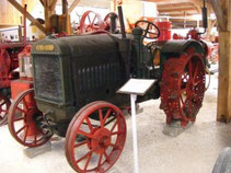 Tracteur deering, USA, 1918