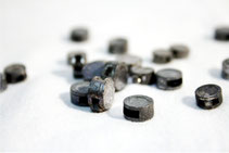 Lead seals in various sizes