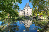 Charming and comfortable cottage with swimming pool between the Futuroscope and the Loire Valley castles