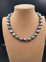 Collier, Collier Court, Perle de Nacre, Perle Grise, Perle Baroque