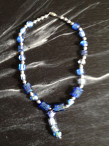 Blaue Lampworkperlenkette