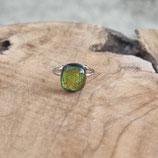 Bague acier inoxydable argenté et dichroïque vert-jaune-bleu