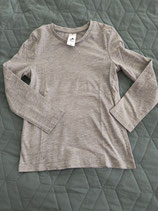 Langarm grau Shirt Gr. 122 (47)