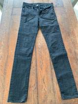 schwarze Jeans Gr. 28/32