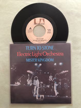 Electric Light Orchestra (ELO), Turn To Stone / r