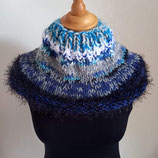 Col femme ou chauffe épaule en laine bleue pour femme