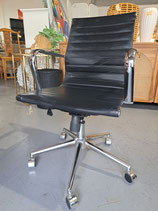 Eames Replica Black & Chrome Desk Chair