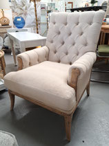 Oak Frame Linen Button Back Lounge Chair