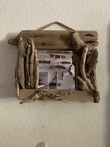 Miroir mural en bois flotté avec rebord pour déposer quelques petits objets décoratifs