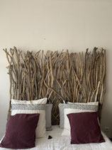 Tête de lit en bois flotté