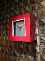 Wanduhr CUBE