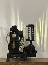 Pathe filmprojector, vanaf 1922, Frankrijk. VERKOCHT