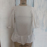 Redesignbluse in Weiß mit schwarzem Schleifendetail auf der Rückenpartie XS/S