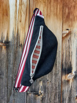 Cord-Bauchtasche / schwarz-himbeer