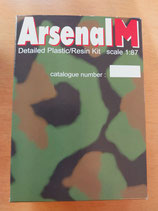ArsenalM BAT-2 schwere Pioniermaschine mit Räumschild und Kran