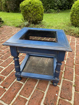 Petite table basse bleue