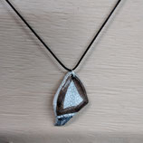 Collier numéro 33  en Faience De Desvres piece unique