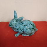 Lapin au magnifique couleurs  Hauteur 13cm Longueur 14cm