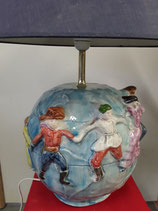 Lampe Le Tour du Monde , La Ronde de la Paix   ......... Hauteur avec Abajour 63 cm