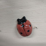 Coccinelle Rouge et Noir Faience De Desvres Hauteur 8cm Largeur 6cm