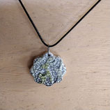 Collier numéro 24 en Faience De Desvres piece unique