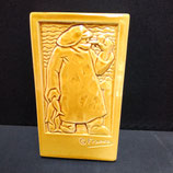 Gil Franco Le Pêcheur et sa pipe Faience Hauteur 17 cm Largeur 9,5 cm épaisseur 2cm