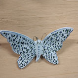 Papillon 8 Faience de Desvres Hauteur 13 cm Largeur 13 cm s accroche avec une simple vis