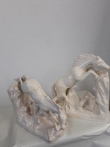 Les Deux Serres Livres  Chevaux Faience de Desvres