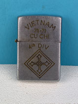 BRIQUET ZIPPO VIETNAM 70-71 CU CHI 4TH DIV