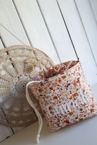 Gumälisack/ Kartoffelsack, weiss mit terracotta & bordeaux Blumen