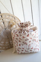 Gumälisack/ Kartoffelsack, weiss mit grau-bordeaux Blumen
