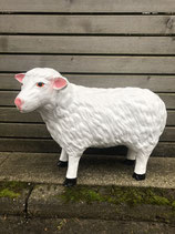 122030 Schaf Figur steht klein