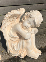 90410A Engel Figur schläft Junge