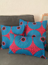 Housse de coussin fond fuchsia cercles turquoise