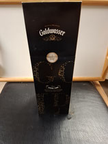 Goldwasser mit Karton