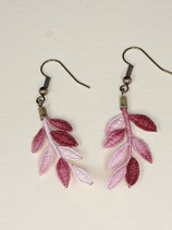 Boucle d'oreille "épis" rouge
