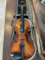 １０８６５番　スズキバイオリンNo.11  4/4サイズ　1962年製　完全整備済！現在では生産されていない希少モデル！古めの楽器をお探しの方にもオススメ！