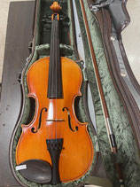 １１９８８番  スズキバイオリンNo.特２　4/4サイズ　1969年製　完全整備済！高音質の本体に新品弓とハードケースが付属！