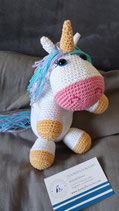 Peluche Licorne du conte musical "les Poulettes de Bellevue"